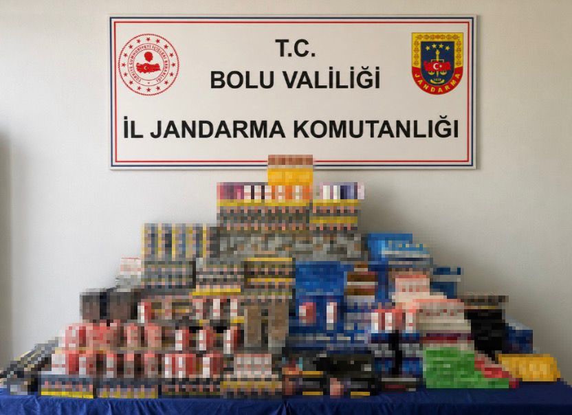 Bolu’da kaçakçılara ağır darbe: 1 milyon 150 bin liralık kaçak ürün ele geçirildi