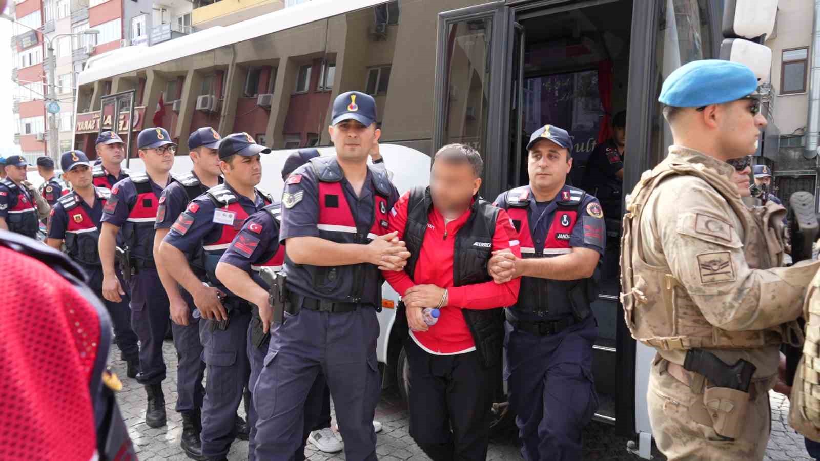 Kocaeli'deki suç örgütüne 2. dalga operasyonu: 11 gözaltı