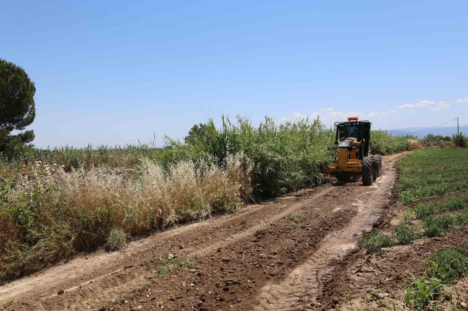 Başkan Şimşek’ten ova yollarına yerinde inceleme
