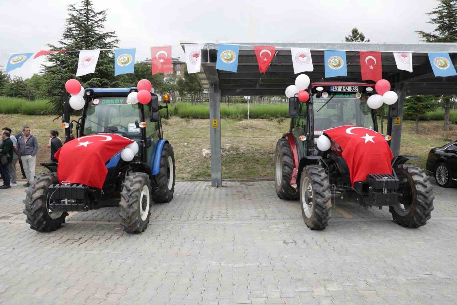Kütahya’da hem üretime hem yangınla mücadeleye destek