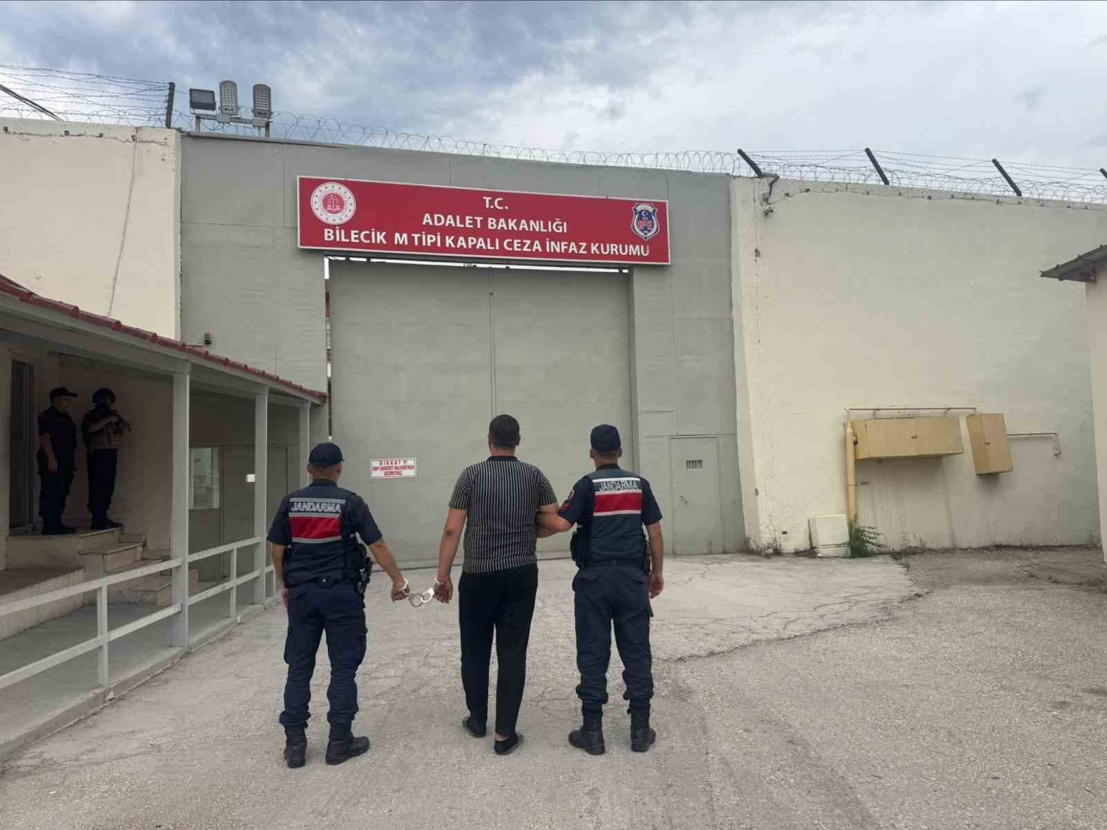 Bilecik’te 4 yıl 6 ay hapis cezası bulunan şahıs yakalandı