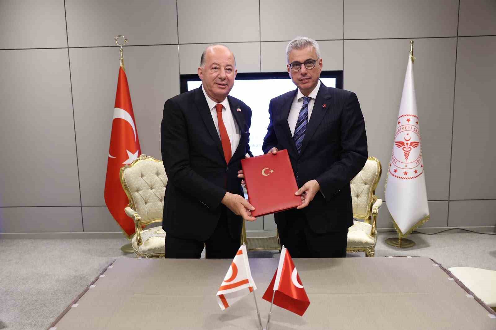 TÜRKİYE CUMHURİYETİ SAĞLIK BAKANLIĞI İLE KUZEY KIBRIS TÜRK CUMHURİYETİ SAĞLIK BAKANLIĞI ARASINDA 2026-2028 YILLARINDA İŞ BİRLİĞİNE DAİR EYLEM PLANI İMZALANDI.