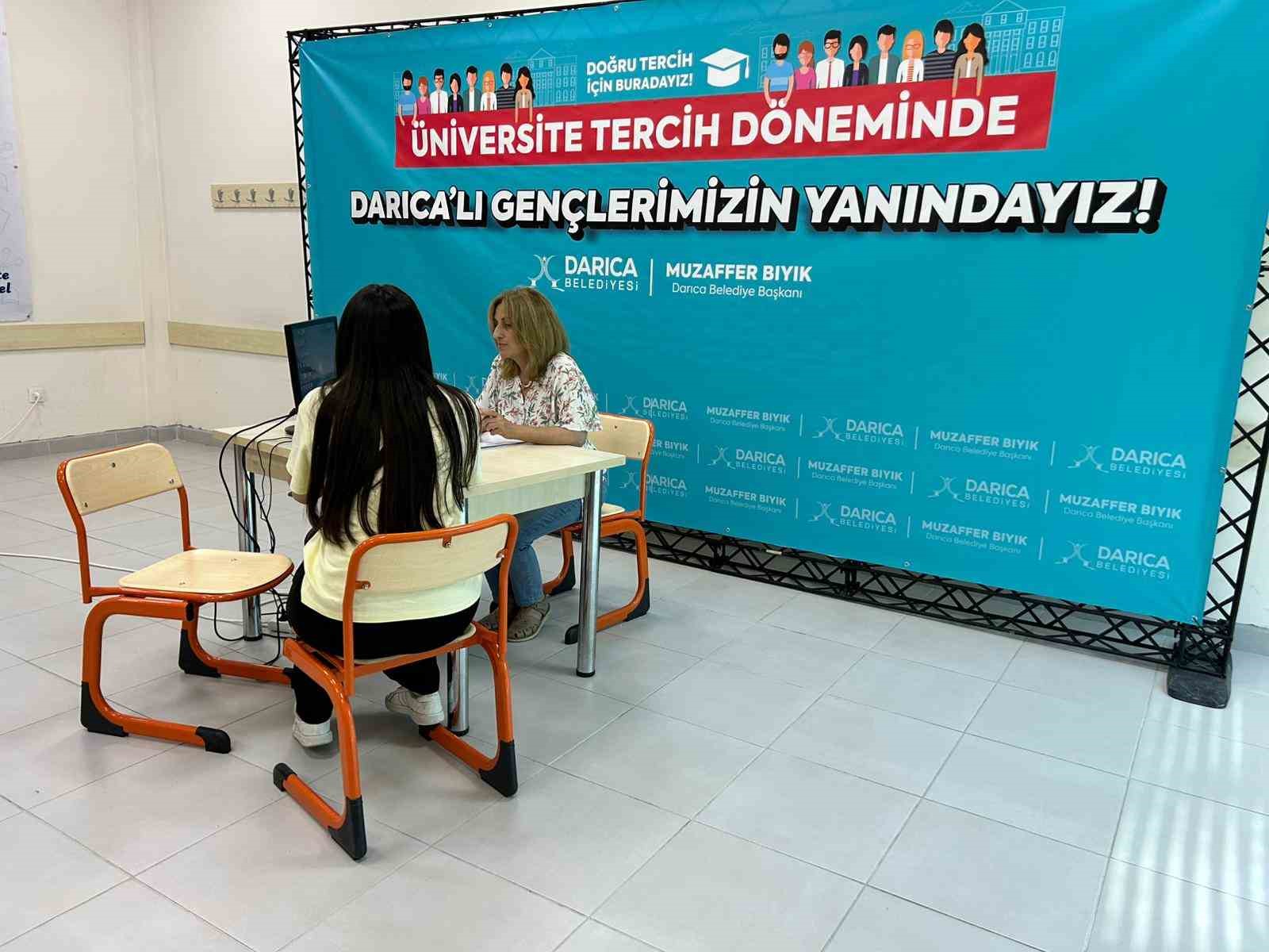 Darıca'da YKS öğrencileri için ücretsiz tercih danışmanlığı başladı