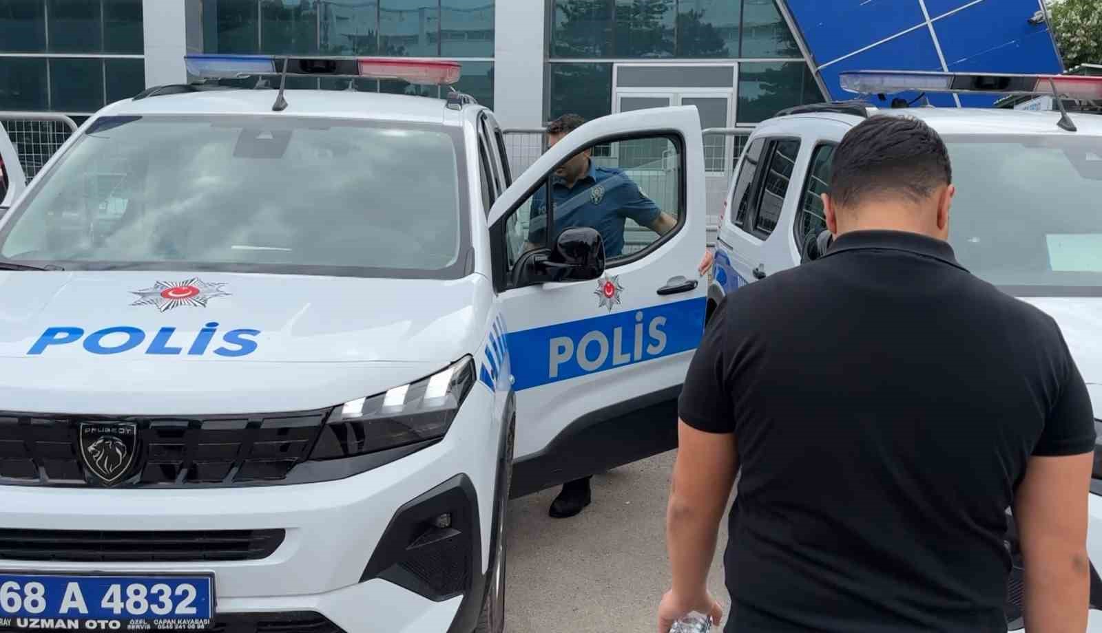 Polis seferber oldu ama 2 dakikayla sınavı kaçırdı
