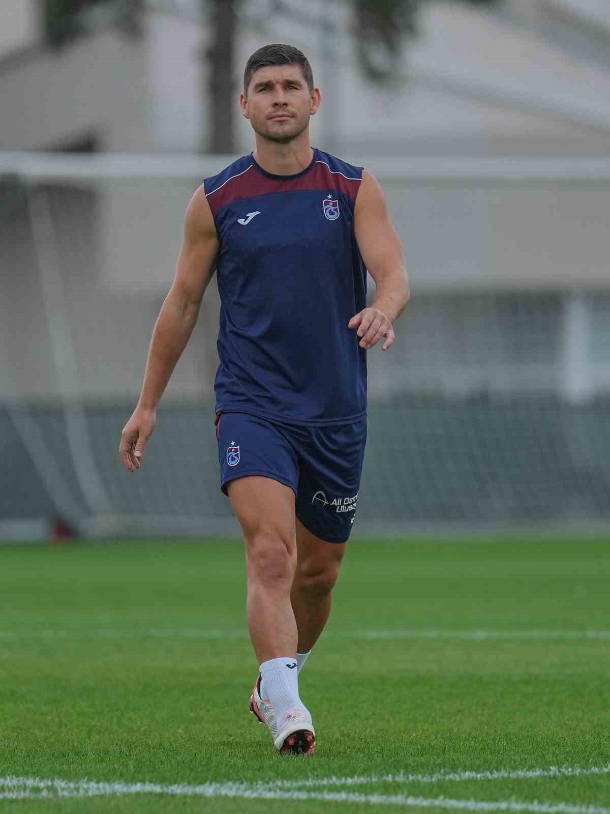 Ruslan Malinovskyi’nin sol dizinde yumuşak doku ve kemik ödemi saptandı
