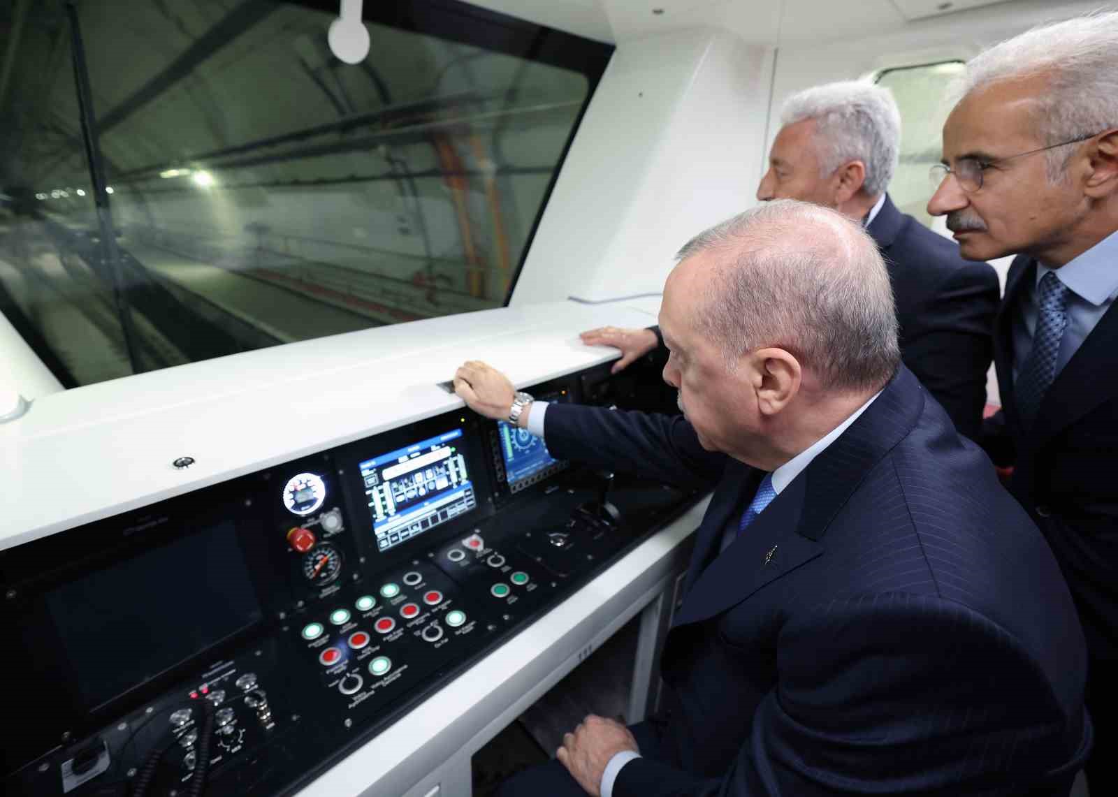 Cumhurbaşkanı Erdoğan: "Yeni metro 31 Temmuz’a kadar ücretsiz"