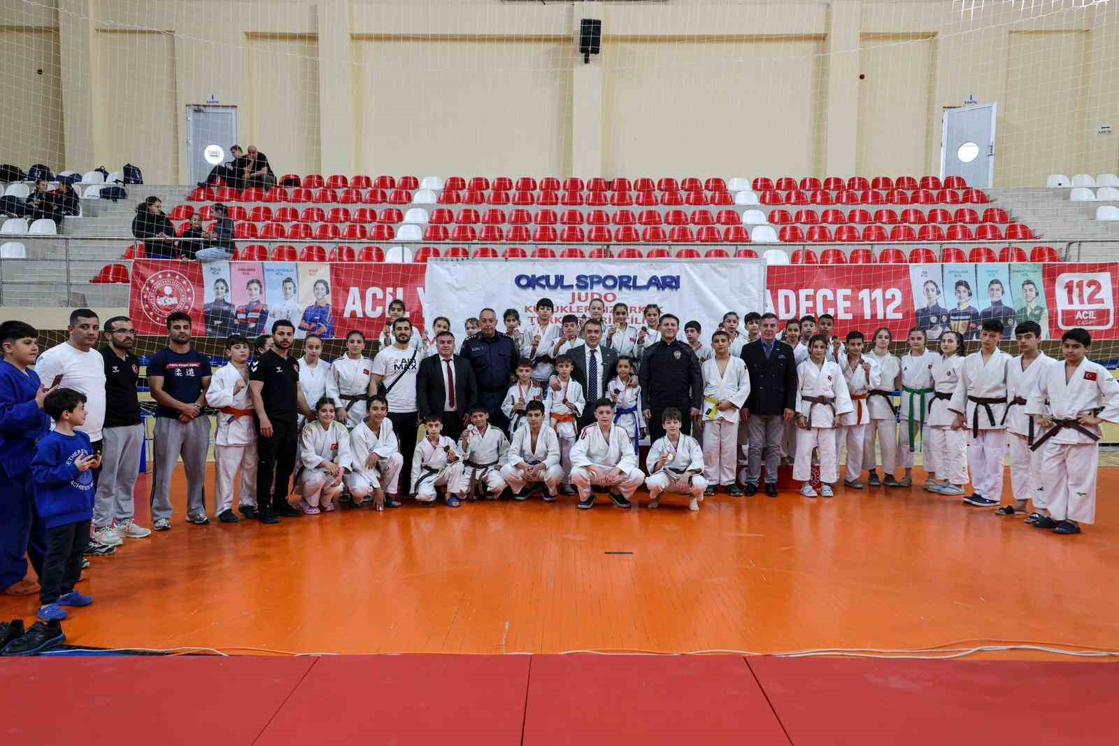 Bilecik'te Judo Küçükler Türkiye Birinciliği düzenlendi
