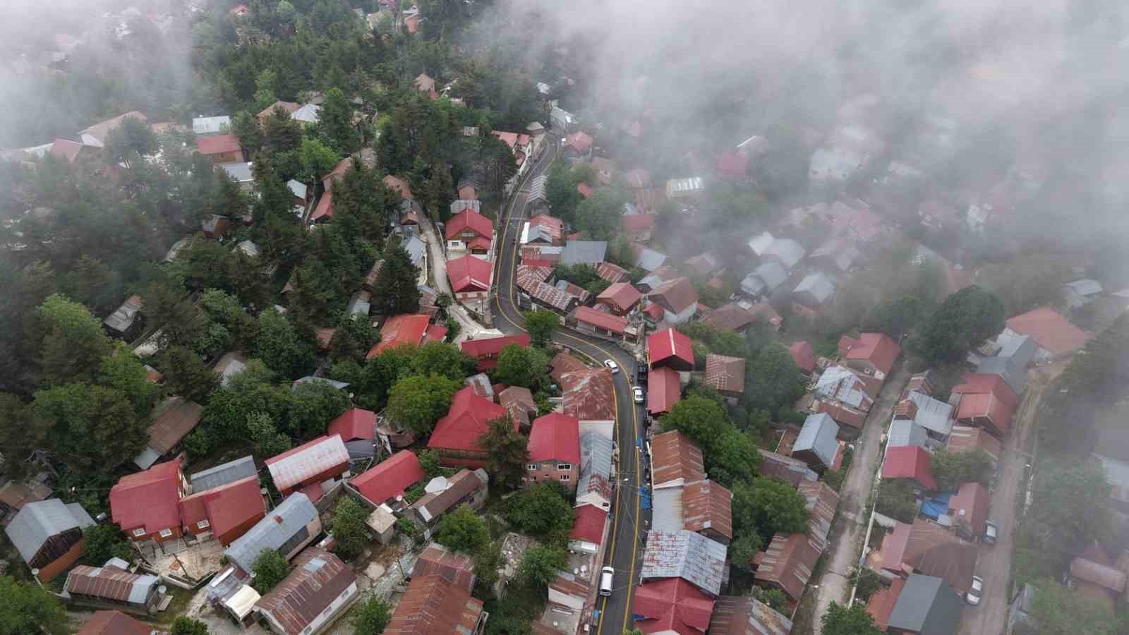 Zorkun Yaylası’nda tamamlanan yol törenle açıldı