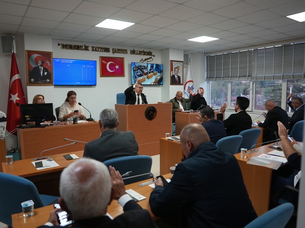 Meclis 17 gündem maddesini karara bağlandı
