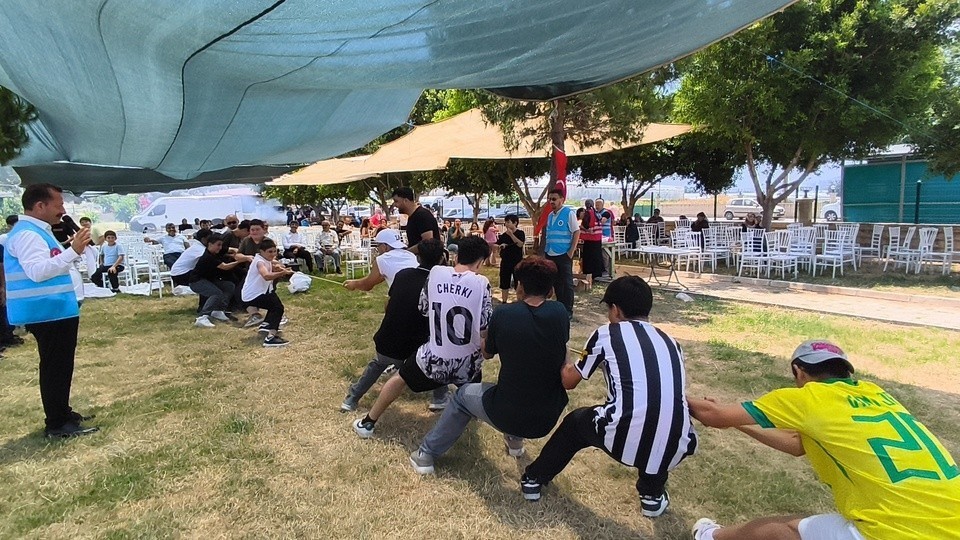Anamur’da Umre ödüllü bilgi yarışması kazananları ödüllerini aldı