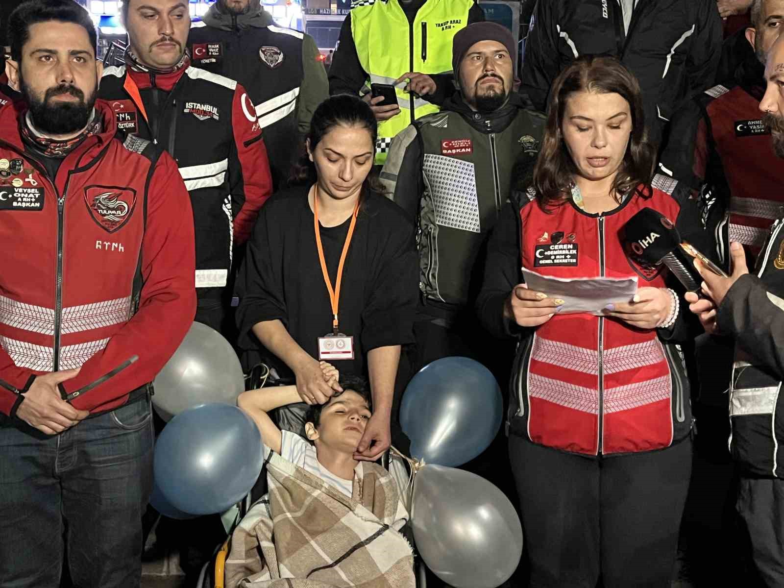 Küçükçekmece’de motosiklet kulüpleri ve grupları, minik Ali Yiğit için gaza bastı