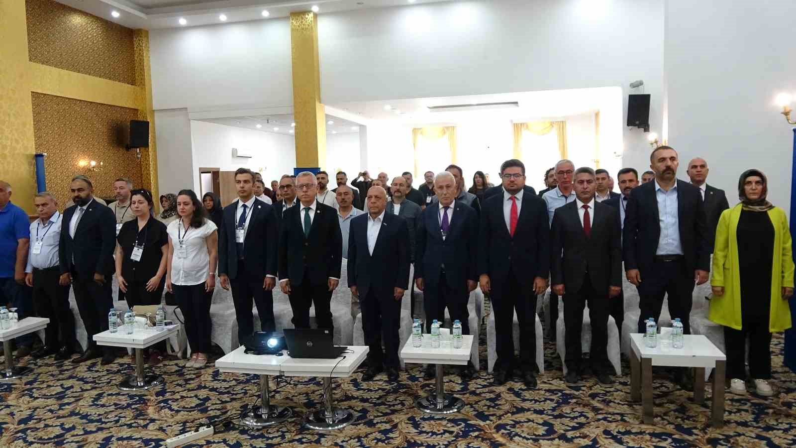 HAK-İŞ Başkanı Arslan: "OECD ülkeleri içinde, ülkemizdeki çalışanlar gayrısafi milli hasıladan 2-3 kat daha az pay alıyor"