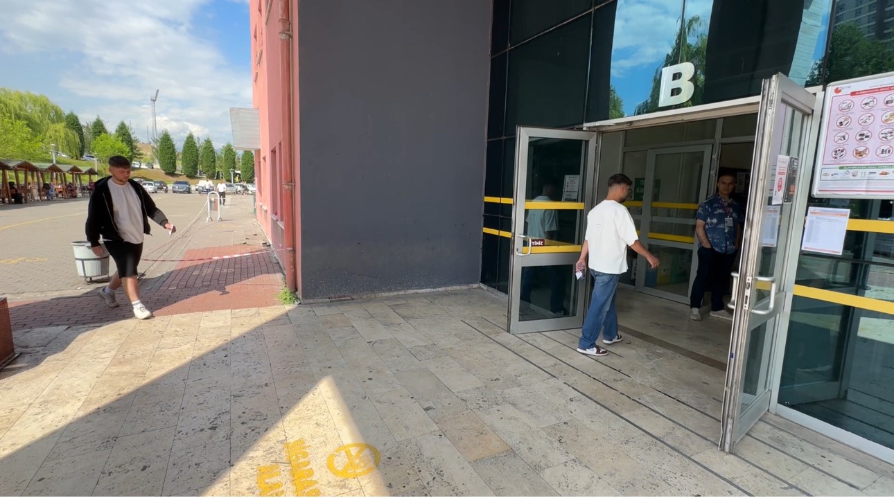 Karabük’te YKS heyecanı: 20 saniyeyle sınava yetişemedi