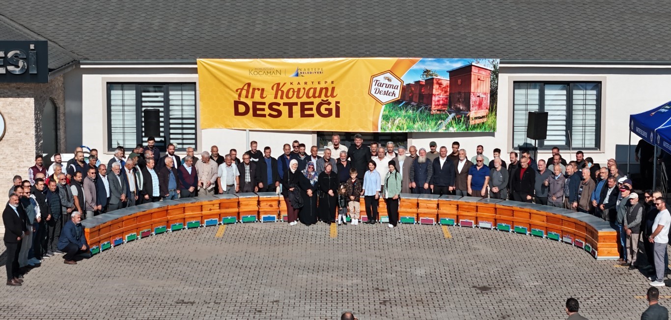Kartepe'de 125 arıcıya 250 takım kovan desteği