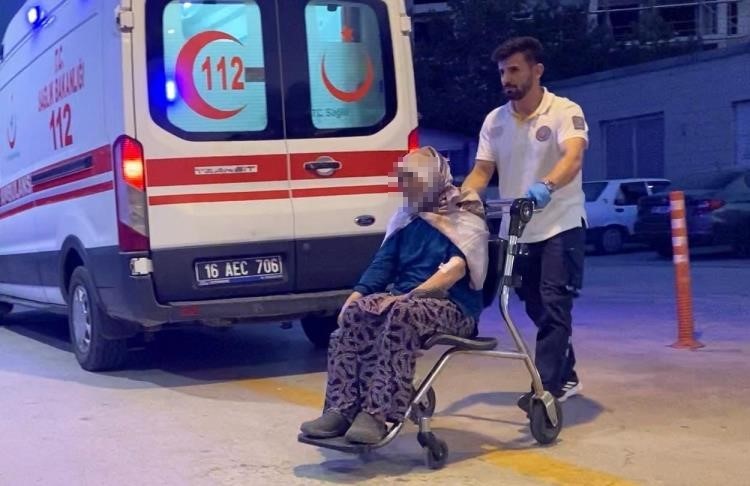 Bursa’da korkutan yangın: Mahsur kalan kadın ve engelli kızı kurtarıldı