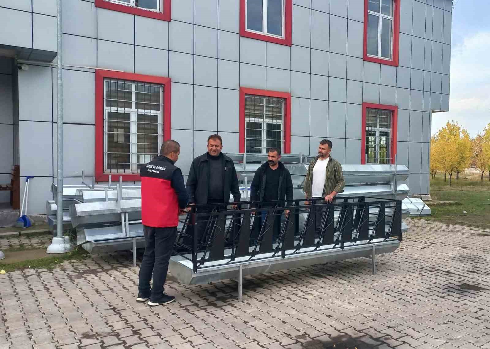 PATNOS’TA ÜRETİCİLERE HAYVANCILIK, ARICILIK VE TARIM DESTEĞİ