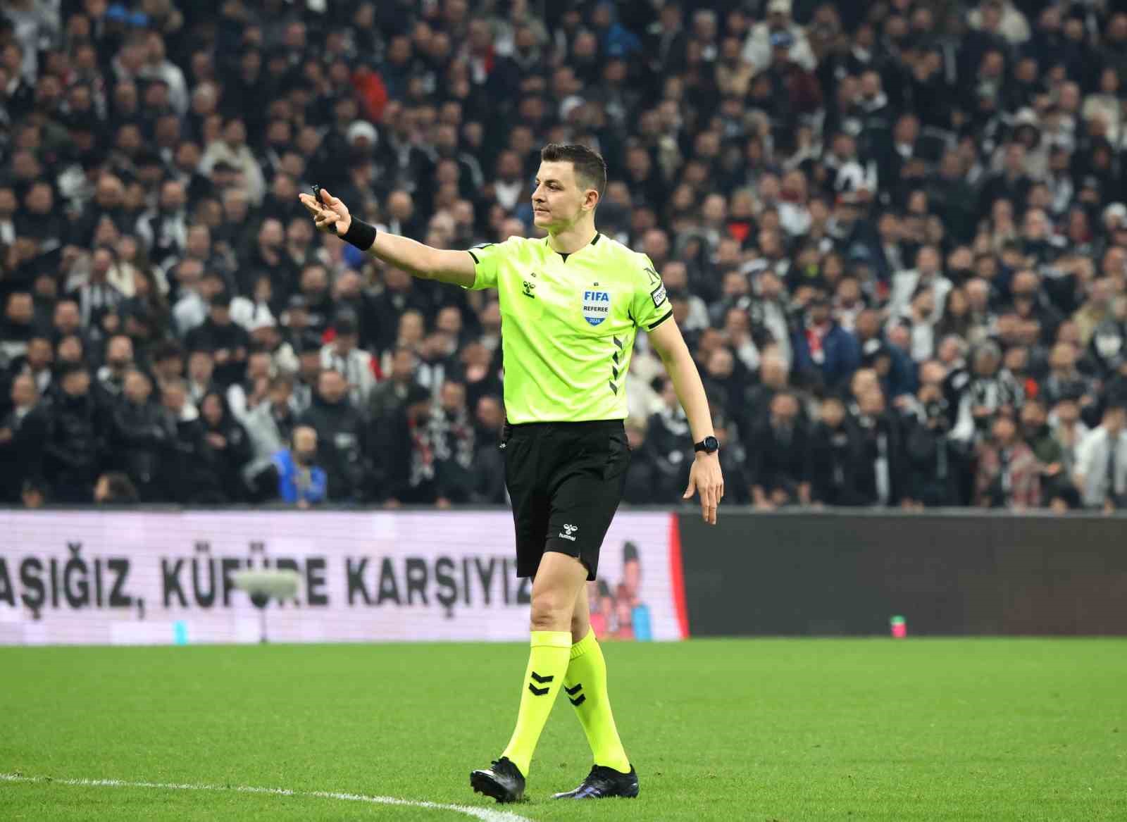 Karagümrük- Kayserispor maçını Ozan Ergün yönetecek