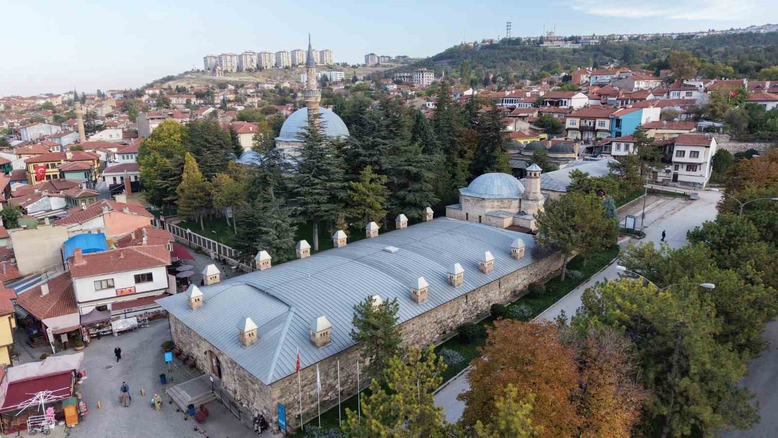 ESKİŞEHİR'İN TARİHİ VE KÜLTÜREL MİRASININ ÖNEMLİ MERKEZLERİNDEN KURŞUNLU KÜLLİYESİ