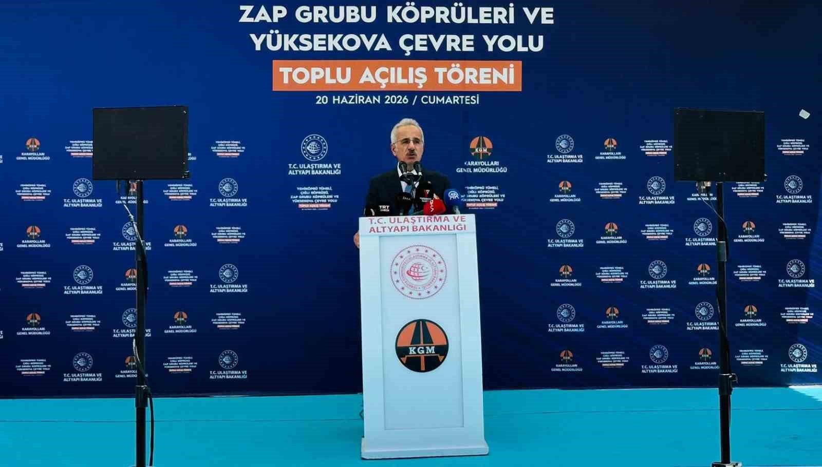Bakan Uraloğlu: "Bir zamanlar ’girilmez’ denilen vadilerde şimdi tüneller açılıyor, köprüler yükseliyor"