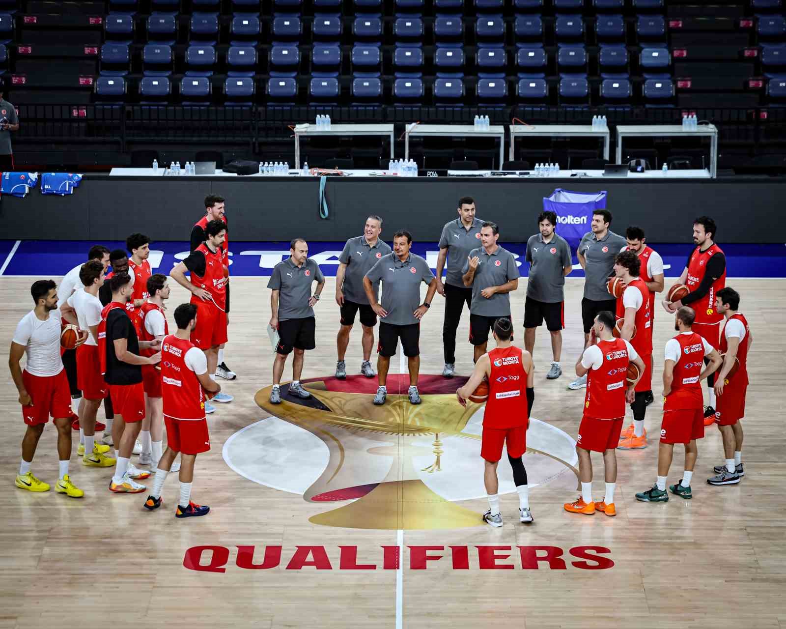 A Milli Erkek Basketbol Takımı'nın hedefi grubu namağlup tamamlamak