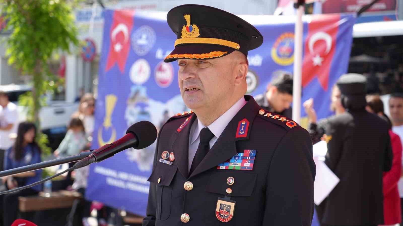Burdur İl Jandarma Komutanlığı’nda görev değişikliği