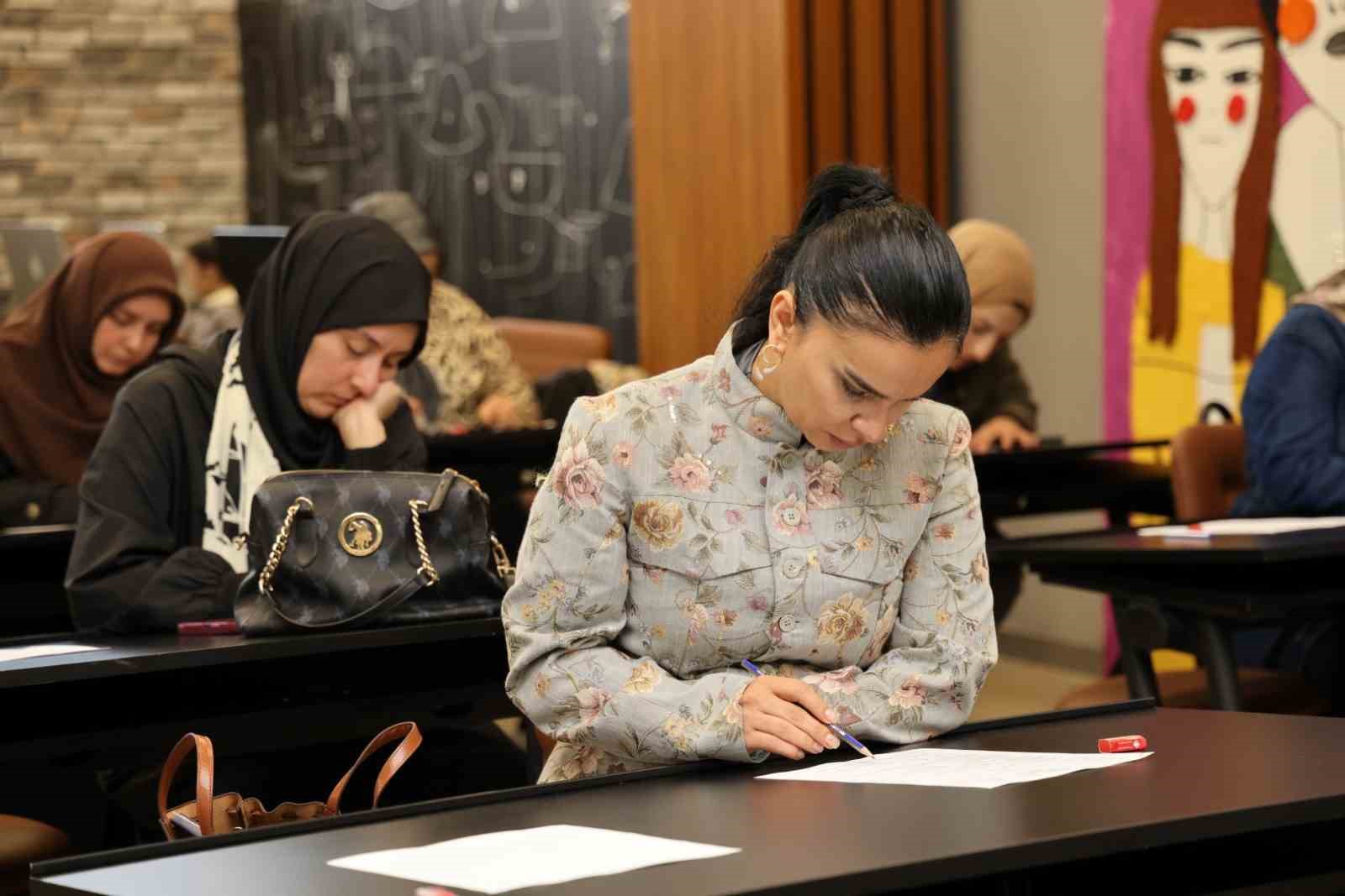 Moda Akademisi'nin yeni öğrencileri sınavla belirlenecek