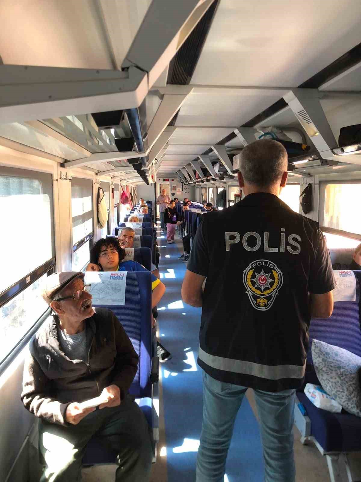 Yerköy'den geçen 'Doğu Ekspresi'nde 81 yolcu sorgulandı