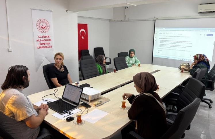Bağımlılıkla mücadelede ailelere eğitim desteği