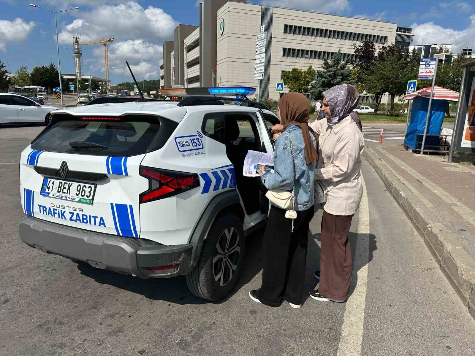 Zabıta ekipleri YKS’de gençleri yalnız bırakmadı