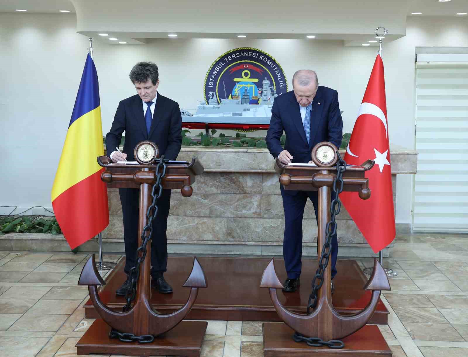Cumhurbaşkanı Erdoğan, Romanya Cumhurbaşkanı Dan ile bölgesel gelişmeleri görüştü