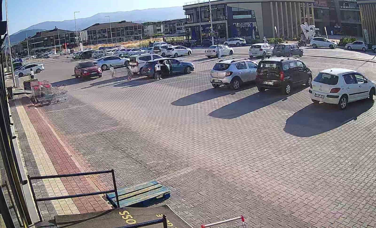 Bursa'da cipin çarptığı çocuk ağır yaralandı