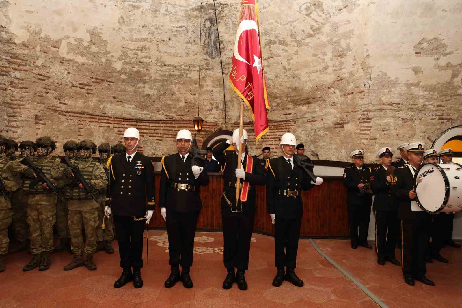 ÇANAKKALE’DE 3. AMFİBİ DENİZ PİYADE TUGAY KOMUTANLIĞI SANCAK İLK TEVCİH TÖRENİ GERÇEKLEŞTİRİLDİ.