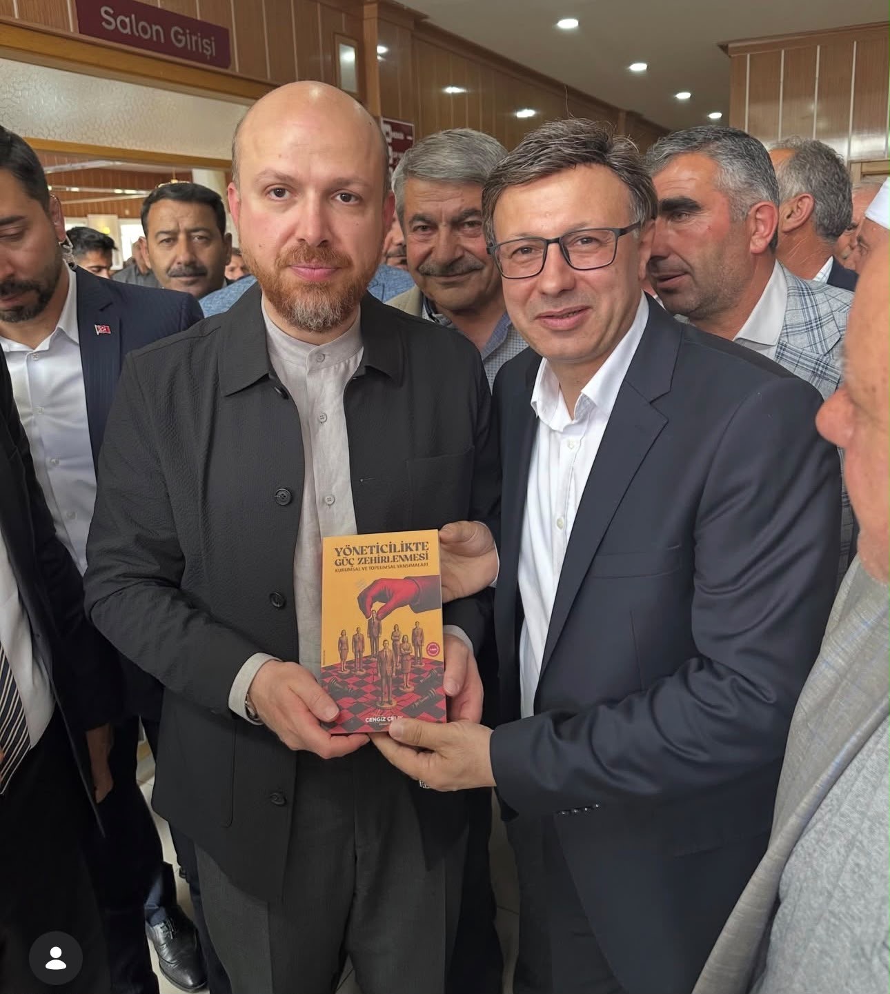 Dr. Cengiz Çelik, Ağrı’da okurlarıyla buluştu